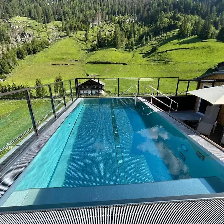 Отель Naturhotel Tandler 4*